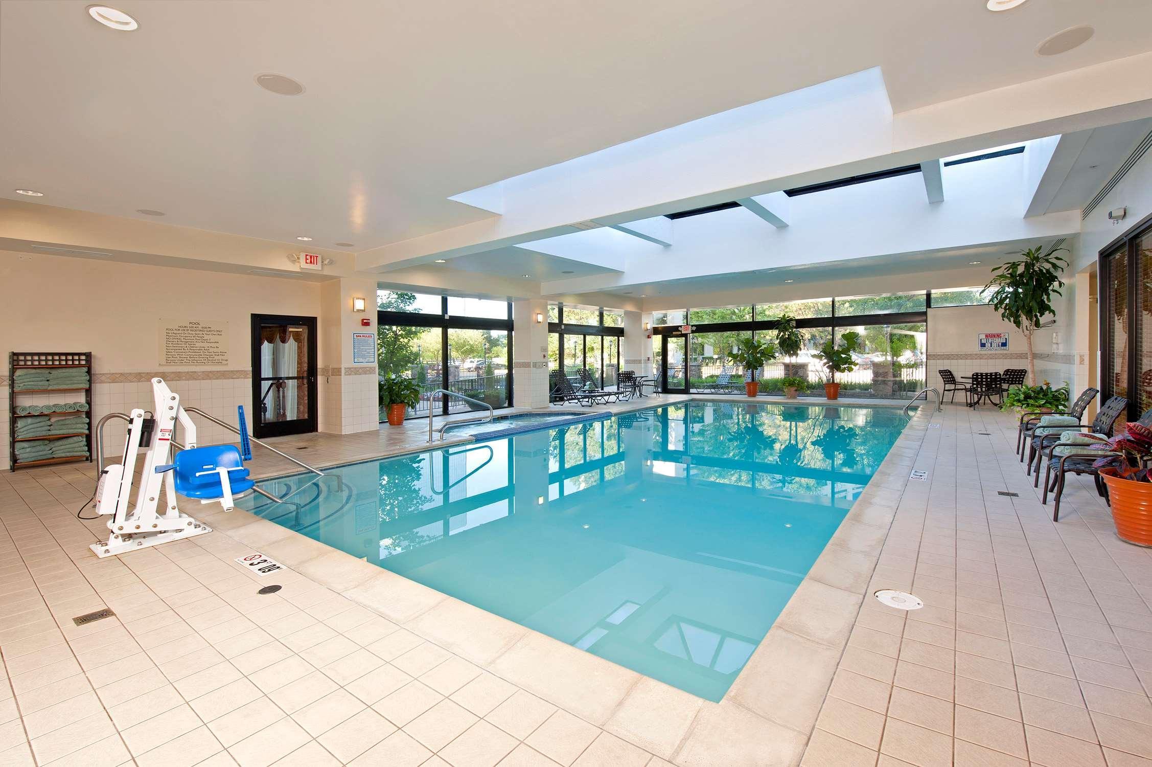 Hilton Garden Inn Detroit Саутфилд Экстерьер фото