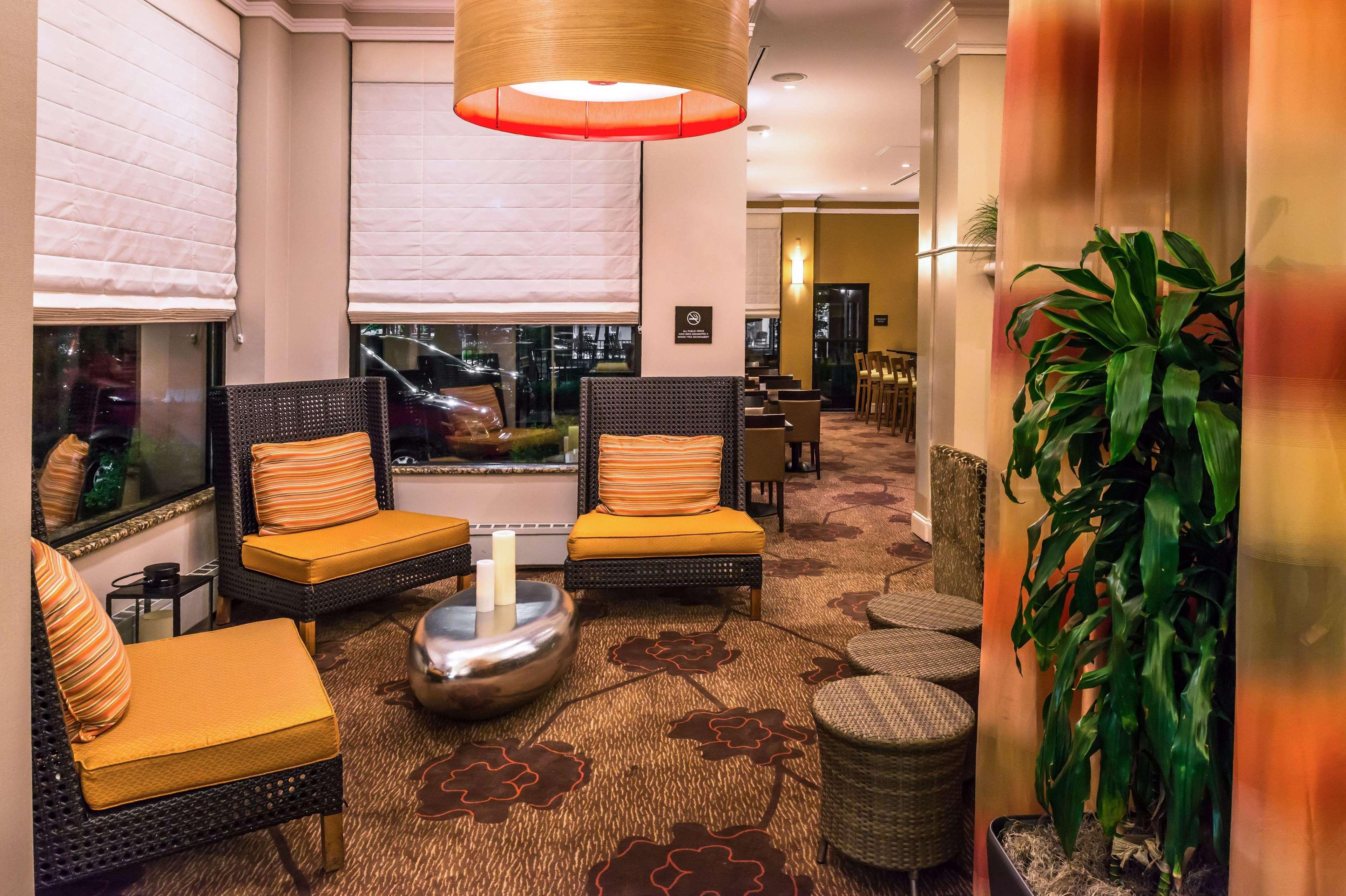 Hilton Garden Inn Detroit Саутфилд Экстерьер фото