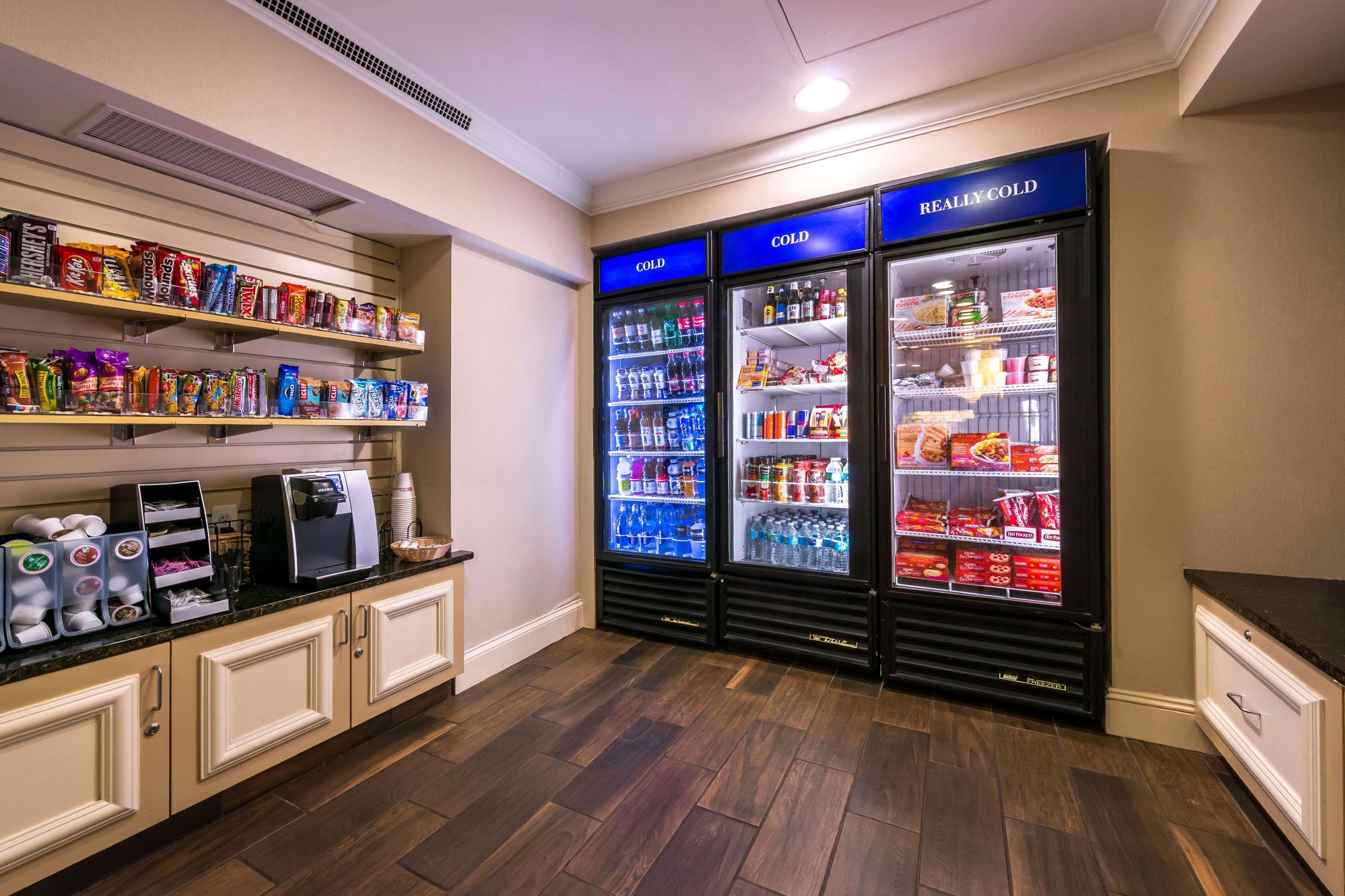 Hilton Garden Inn Detroit Саутфилд Экстерьер фото