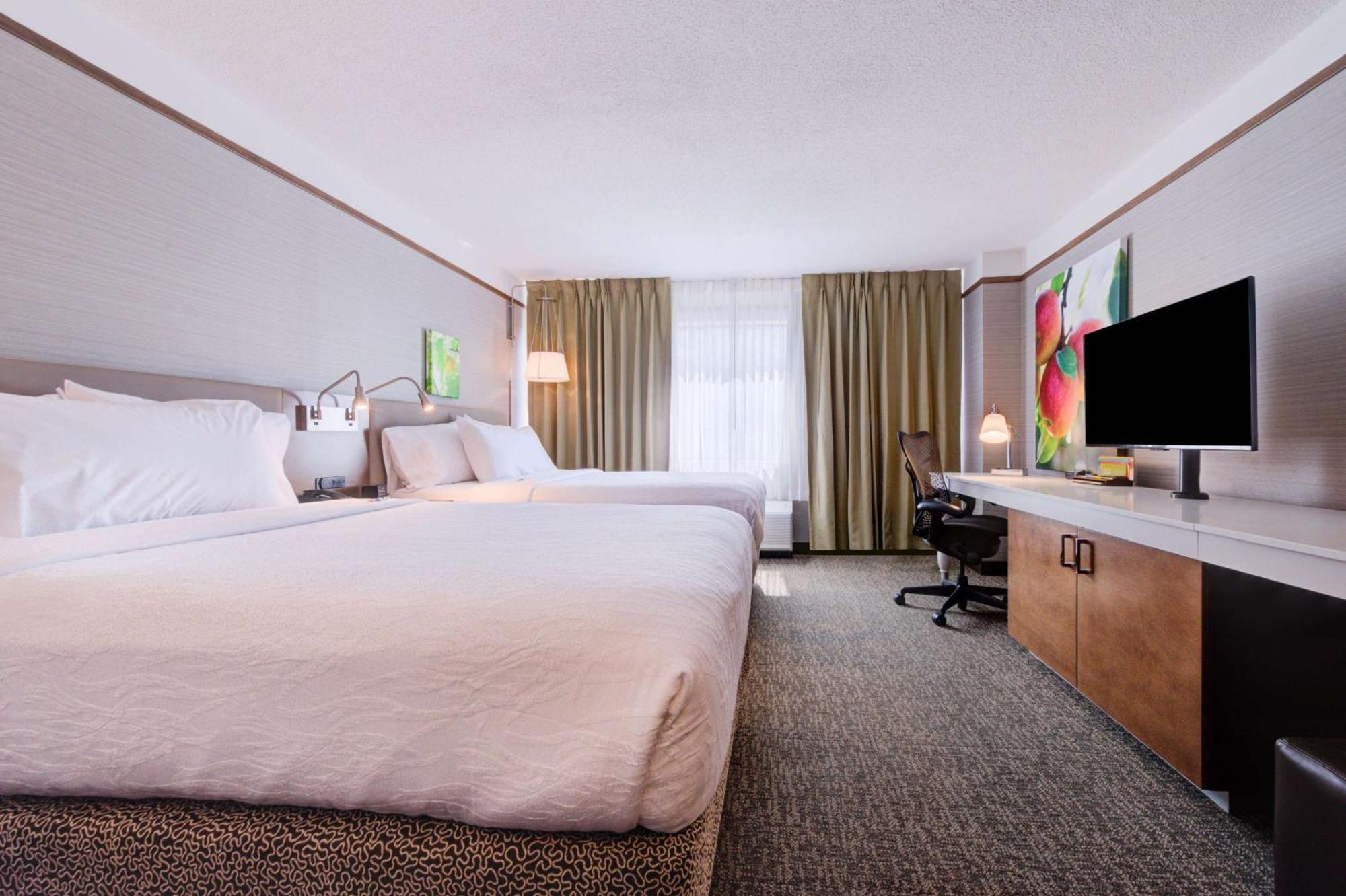 Hilton Garden Inn Detroit Саутфилд Экстерьер фото