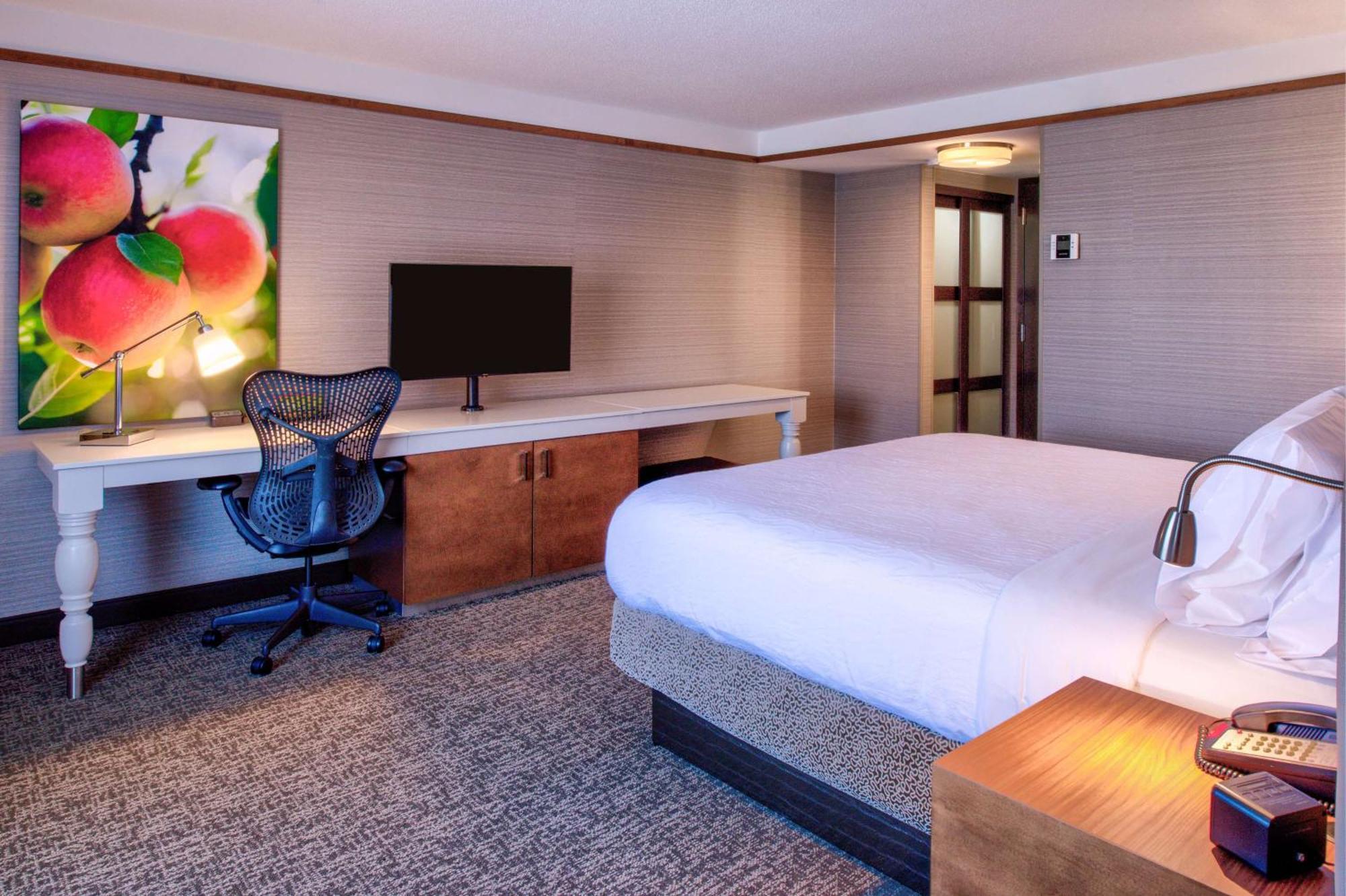 Hilton Garden Inn Detroit Саутфилд Экстерьер фото